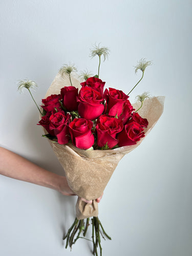 red rose valentines bouquet